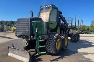 2015 John Deere 1510E  Forwarder